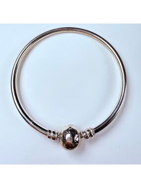 Pandora Sterling Silver 925 Bead Ball Moments Bangle Bracelet BT9739